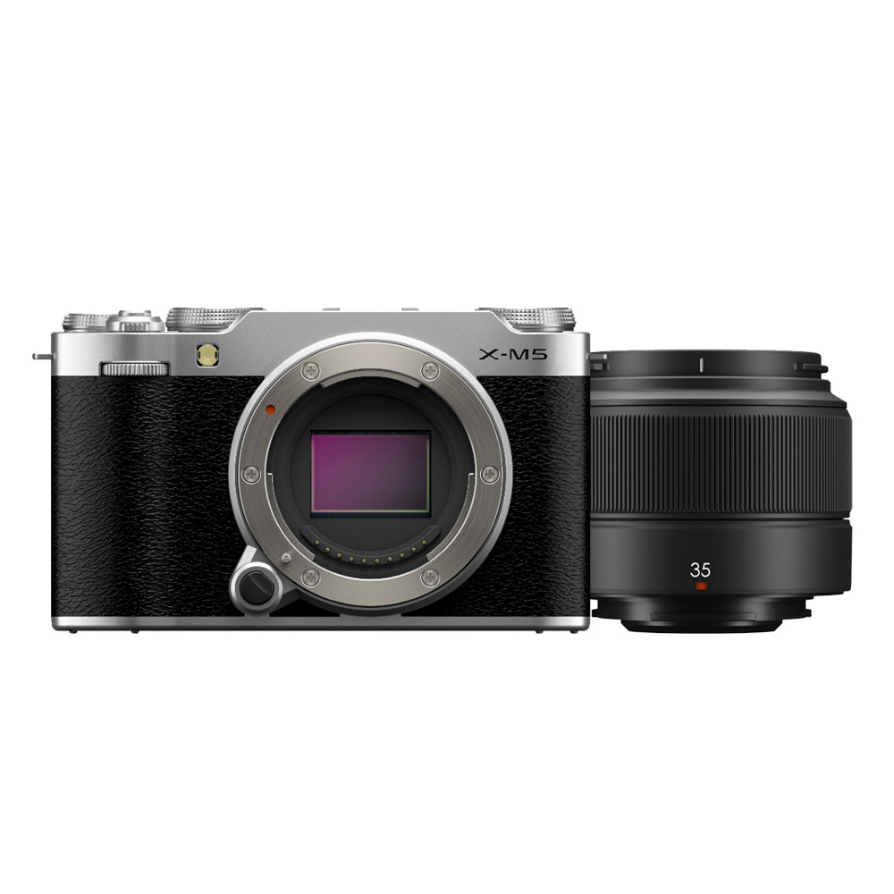 Fujifilm X-M5 corpo argento + Fujifilm XC 35mm F/2.0