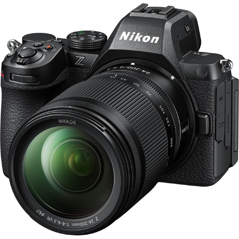Nikon Z5 II + 24-200 mm f/4-6.3 VR