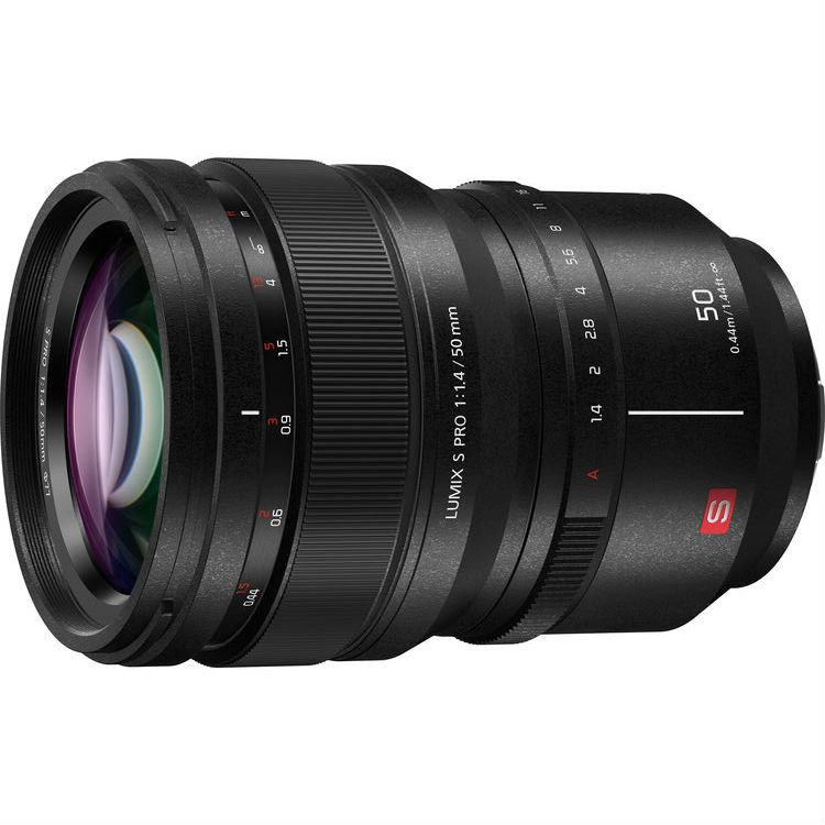 Panasonic 50mm F1.4 attacco L
